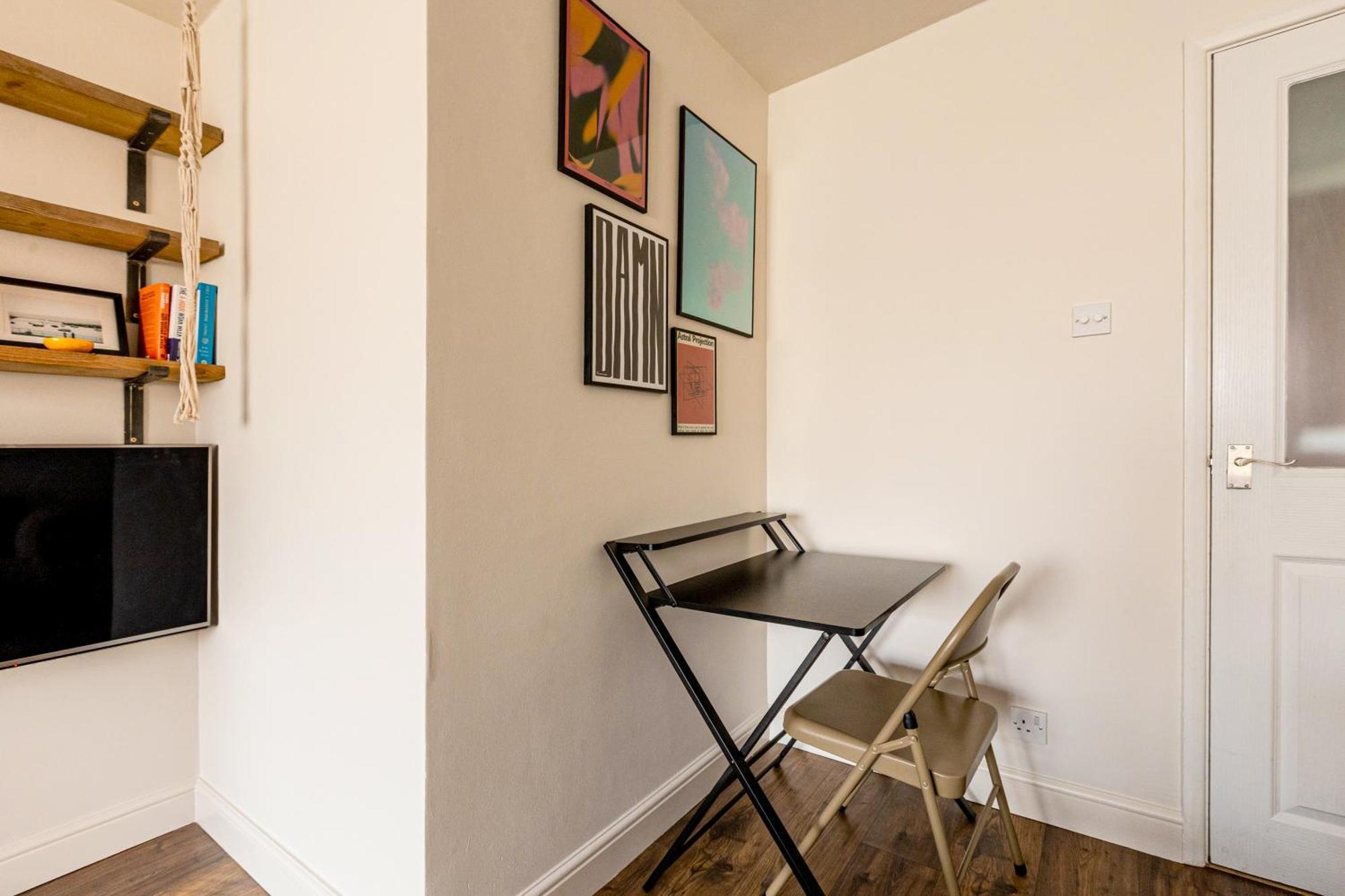 Dreamy Leytonstone 5 Min To Tube Londra